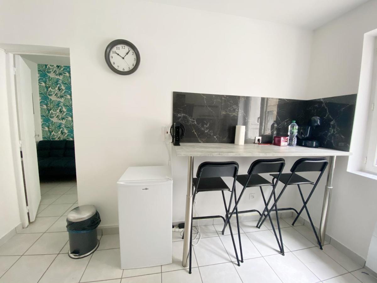 023 Chic & Cosy F1 23M2 Hypercentre Wifi Smart Tv Netflix Apartamento Saint-Etienne  Exterior foto